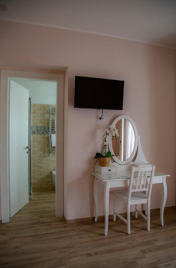 Il Granello Bed and Breakfast Fiumicino Eksteriør billede